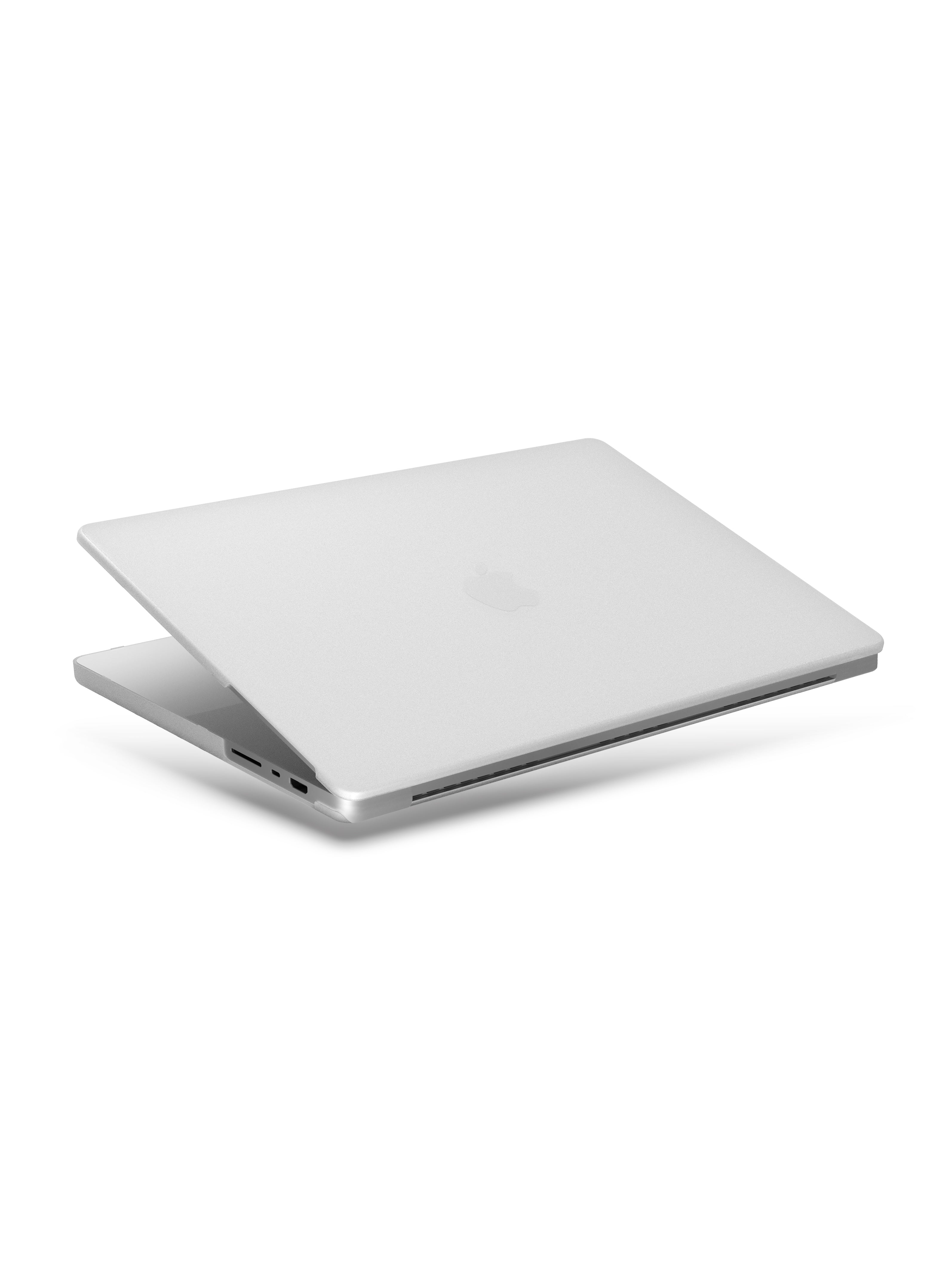 Funda / Carcasa Para Macbook Pro 16" 2021 / 2023 / 2024 Uniq Claro (Incluye Protector de Teclado y de Camara Web)