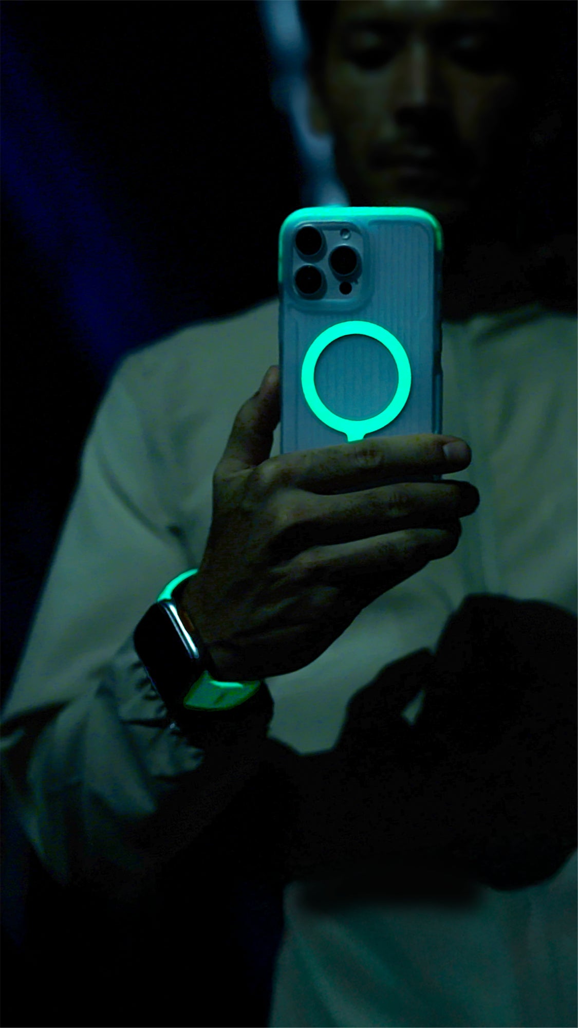 Carcasa Uniq Combat Active Magsafe iPhone 16 Pro - Luminous