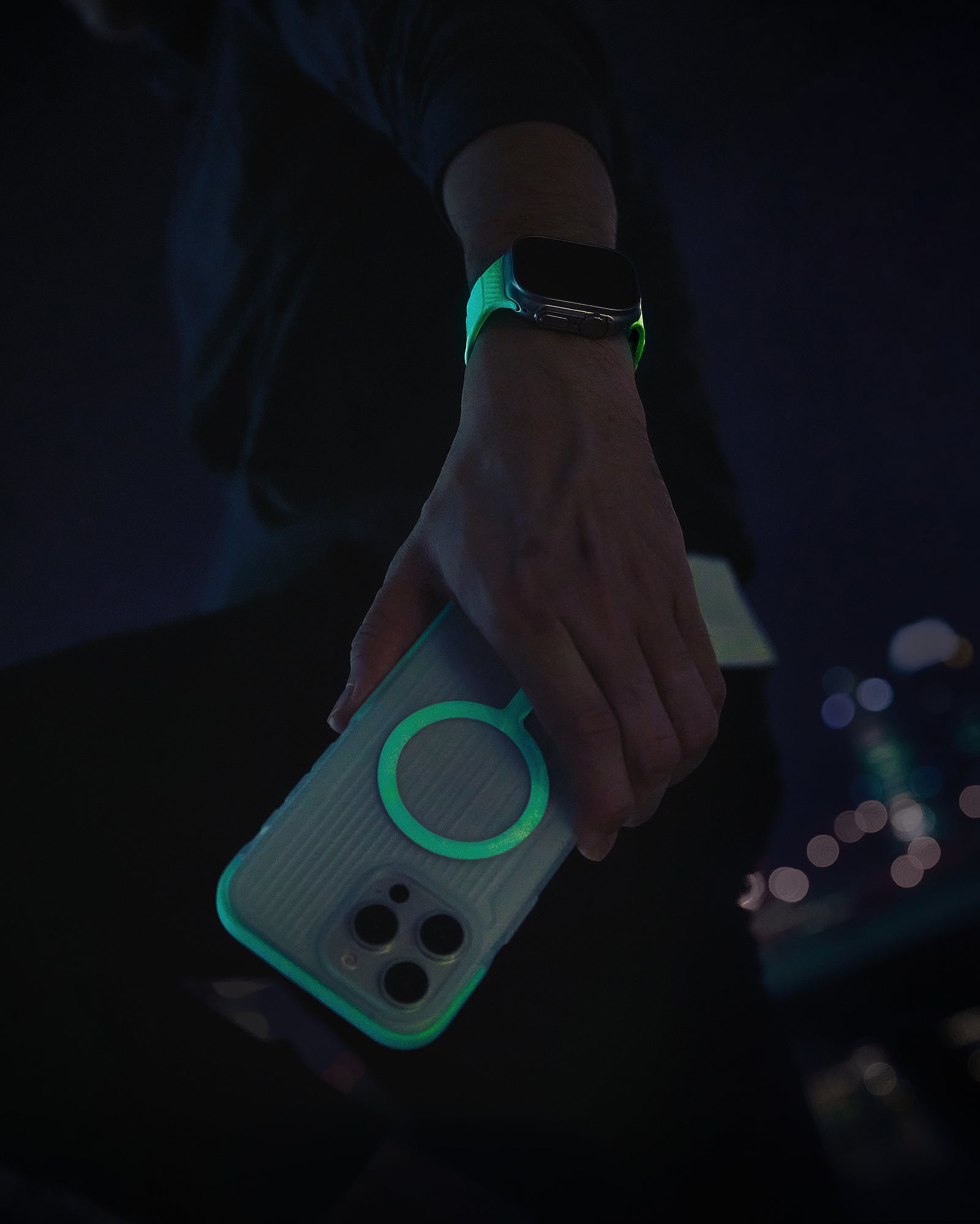 Carcasa Uniq Combat Active Magsafe iPhone 16 Pro - Luminous