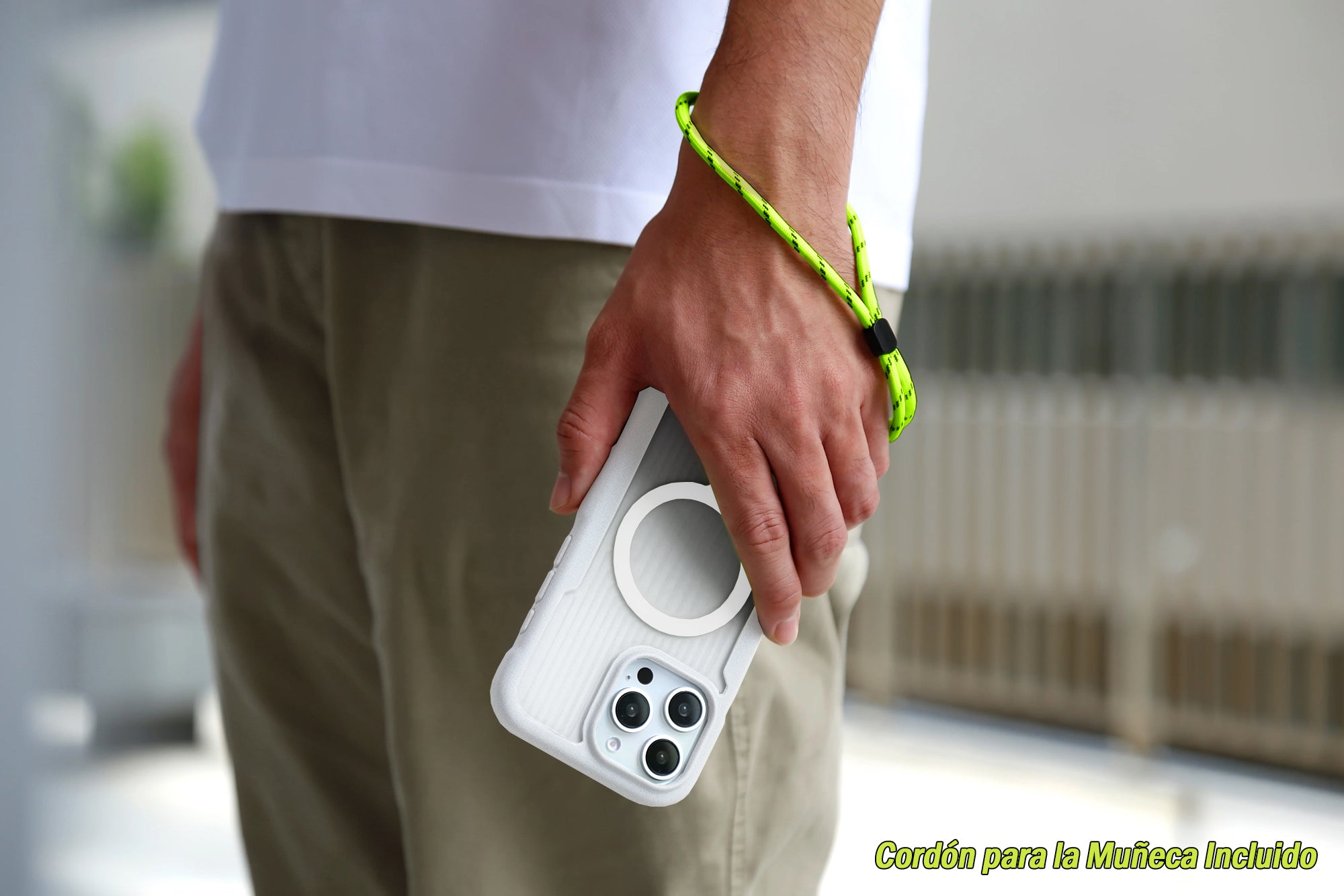 Carcasa Uniq Combat Active Magsafe iPhone 16 Pro - Luminous